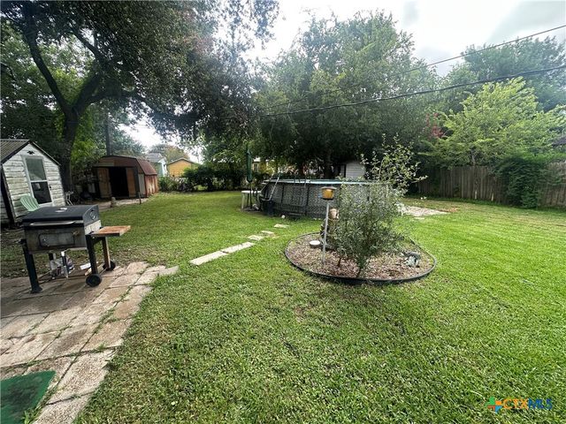 502 Tommy Drive, Port Lavaca, TX 77979
