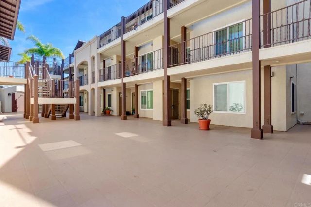 2828 Famosa Boulevard 104, San Diego, CA 92107