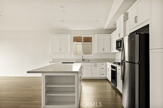 7908 Santorini, Highland, CA 92346