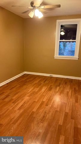 525 PAGE ST, West Deptford, NJ 08096