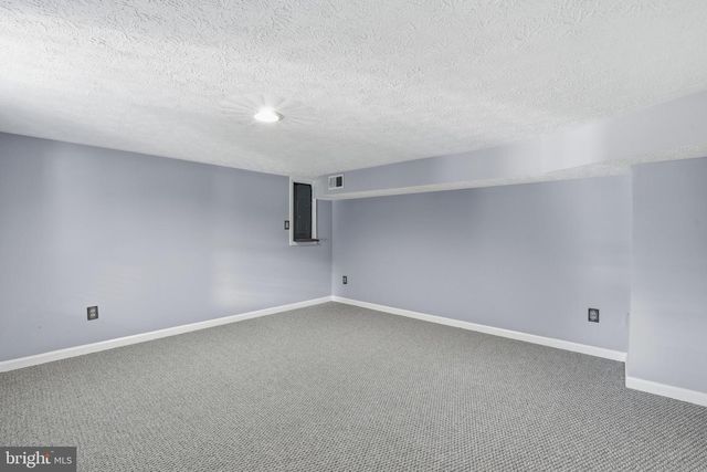 328 JACKSON DR, Berryville, VA 22611