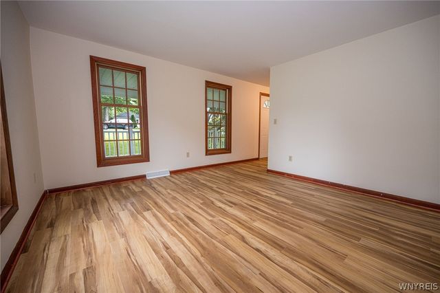 7321 Gerald Drive, Eden, NY 14075