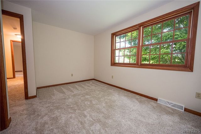 7321 Gerald Drive, Eden, NY 14075