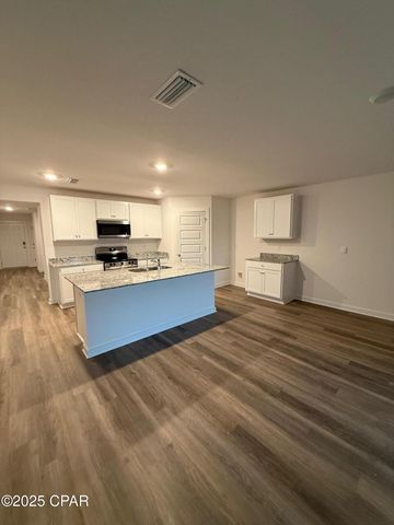 135 Dockside Road, Freeport, FL 32439