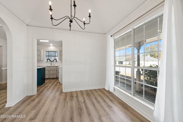 313 Wallingsford Circle, Youngsville, LA 70592