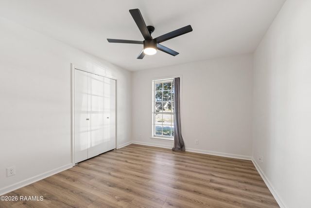 313 Wallingsford Circle, Youngsville, LA 70592