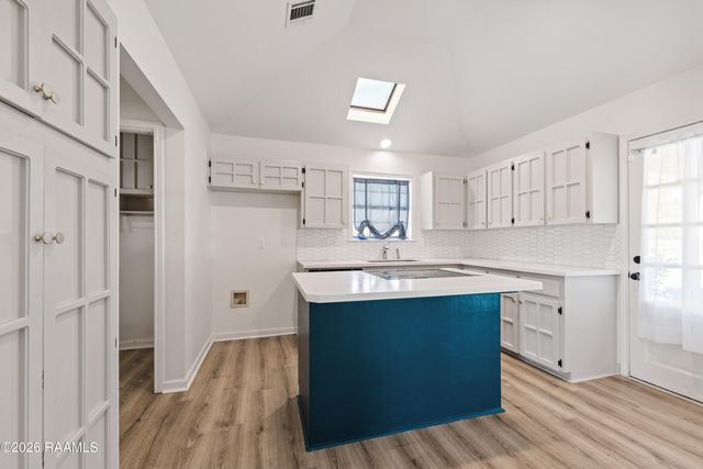 313 Wallingsford Circle, Youngsville, LA 70592