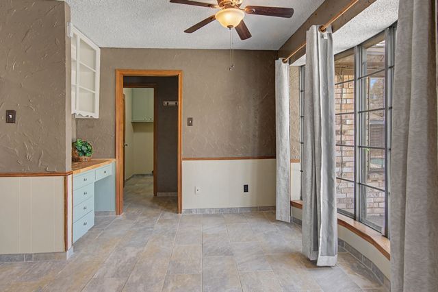 604 Baker Drive, Hurst, TX 76054