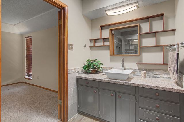 604 Baker Drive, Hurst, TX 76054