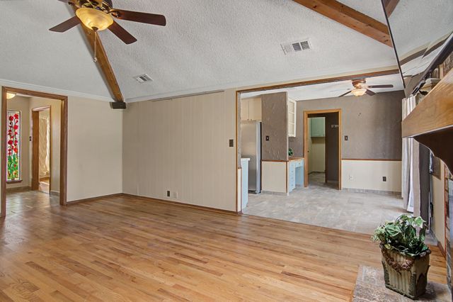 604 Baker Drive, Hurst, TX 76054