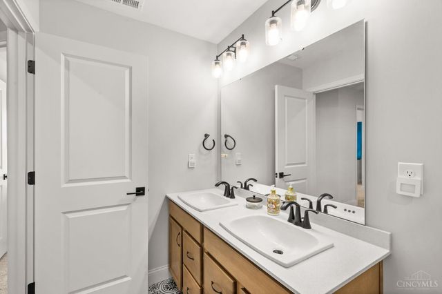 5289 Brougham Lane, Liberty Twp, OH 45011