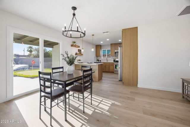 1020 S LEBANON Lane, Tempe, AZ 85288