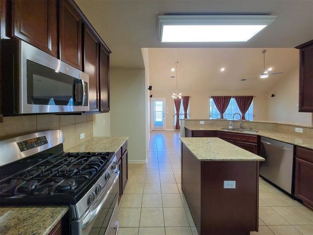 2913 Perdido Bay Lane, Pearland, TX 77584