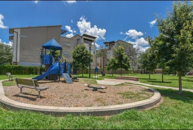 2913 Perdido Bay Lane, Pearland, TX 77584