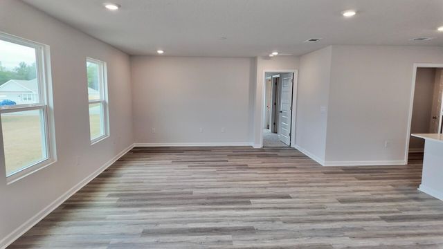 8054 Fox Hunt Drive, Milton, FL 32583