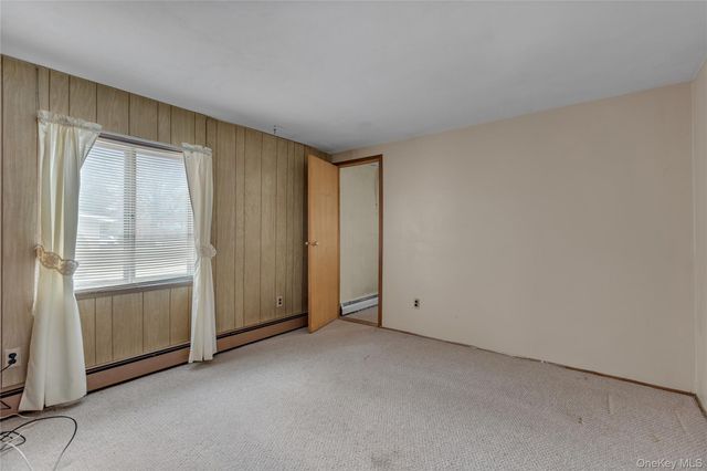 96 Split Cedar Drive, Islandia, NY 11749