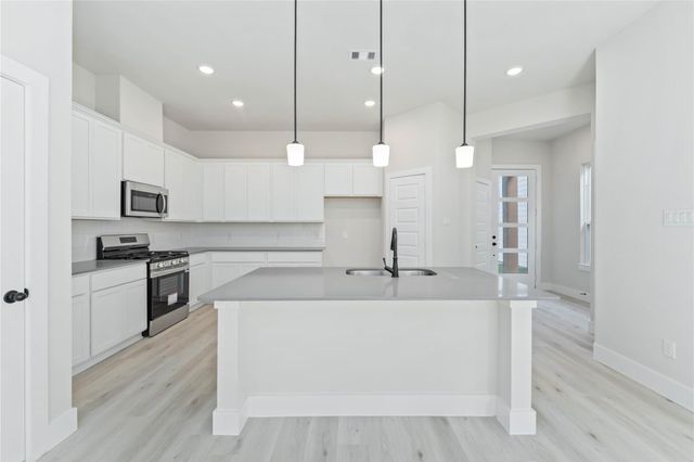 3016 La Rambla Drive, Houston, TX 77047