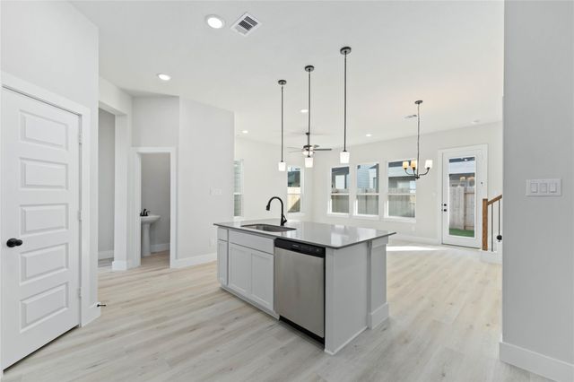 3016 La Rambla Drive, Houston, TX 77047