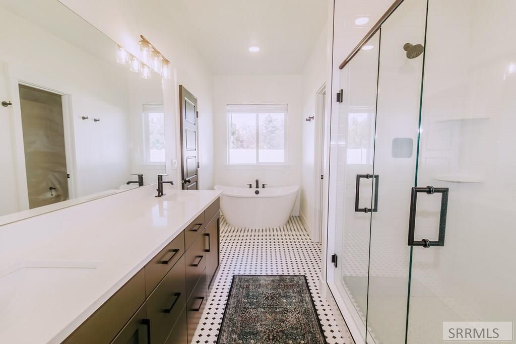 Image 11 of property listing at 2889 N Curlew Drive, Idaho Falls, ID 83406