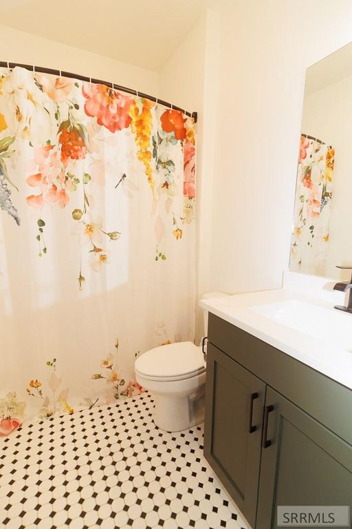 Image 16 of property listing at 2889 N Curlew Drive, Idaho Falls, ID 83406