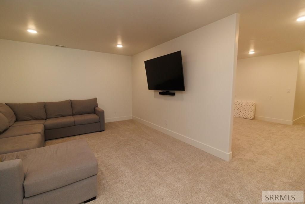 Image 23 of property listing at 2889 N Curlew Drive, Idaho Falls, ID 83406