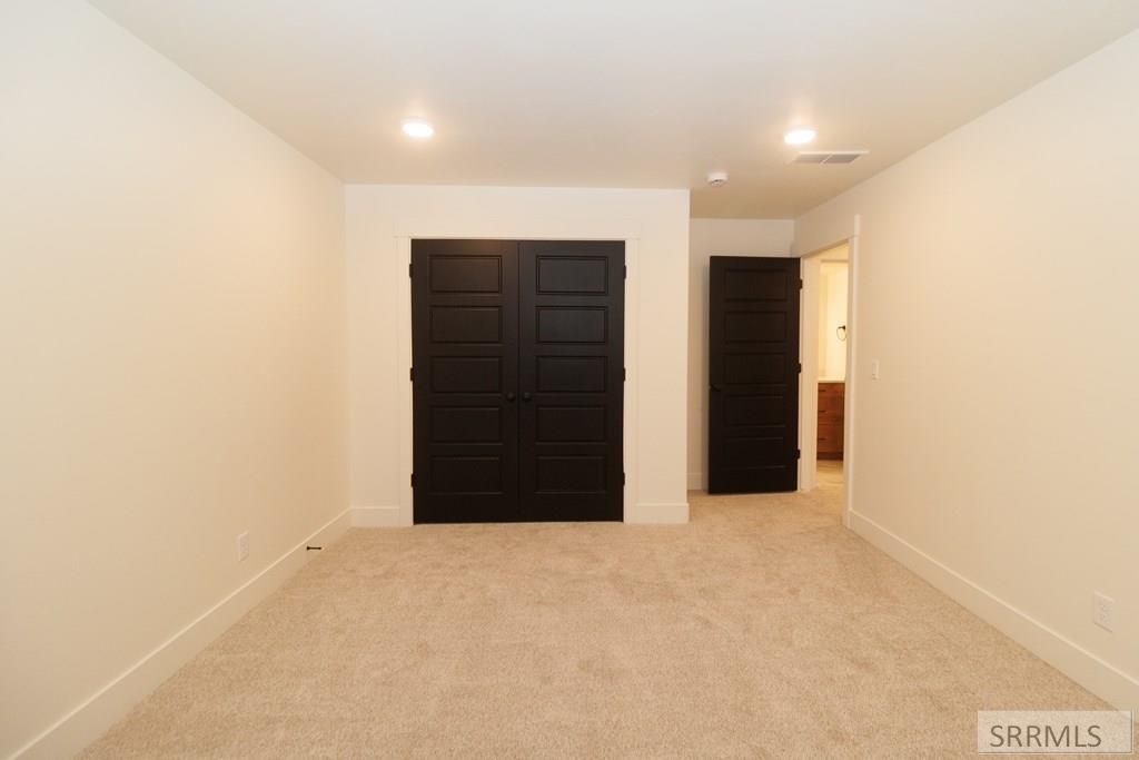 Image 31 of property listing at 2889 N Curlew Drive, Idaho Falls, ID 83406