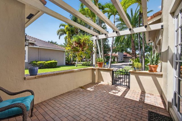 110 Via Veracruz, Jupiter, FL 33458