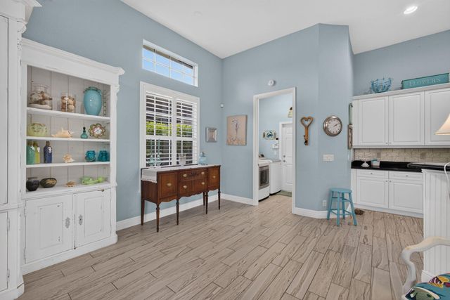 110 Via Veracruz, Jupiter, FL 33458