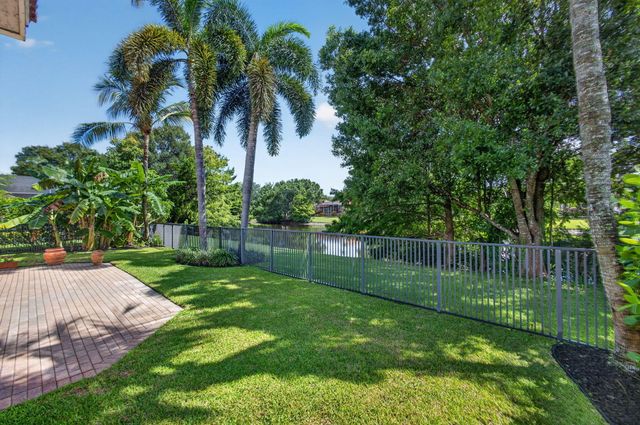 110 Via Veracruz, Jupiter, FL 33458