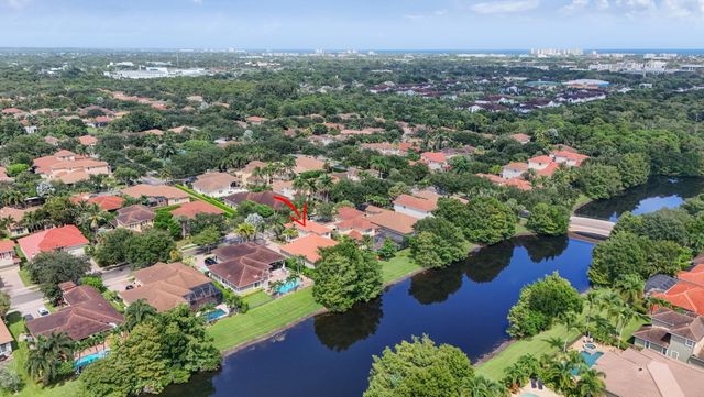 110 Via Veracruz, Jupiter, FL 33458