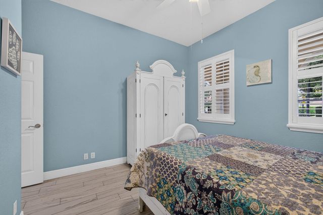110 Via Veracruz, Jupiter, FL 33458