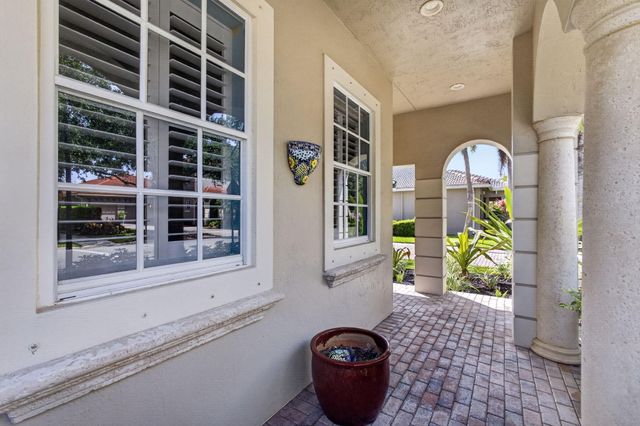 110 Via Veracruz, Jupiter, FL 33458