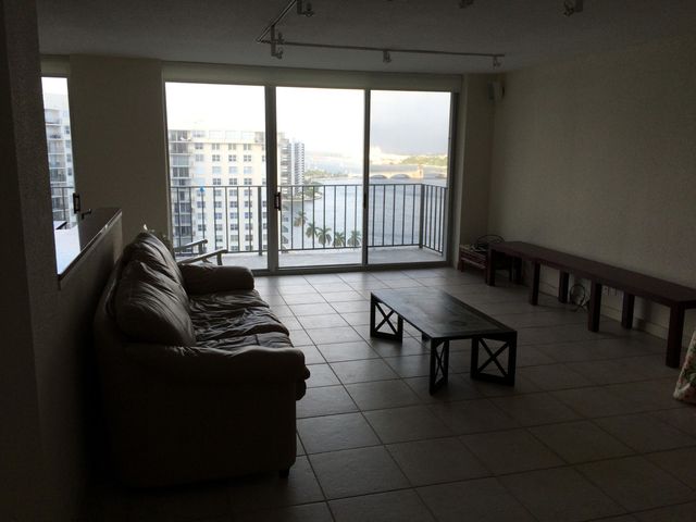 1801 S Flagler Drive 1805, West Palm Beach, FL 33401