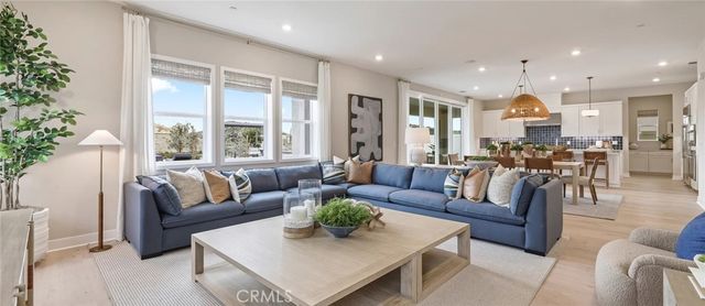 24325 Camino Oceano, Valencia, CA 91354