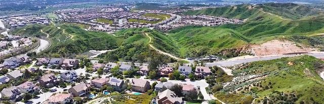24325 Camino Oceano, Valencia, CA 91354