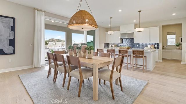 24325 Camino Oceano, Valencia, CA 91354
