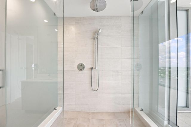 153 N Seabreeze Boulevard 2404, Fort Lauderdale, FL 33304