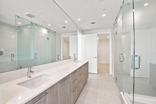153 N Seabreeze Boulevard 2404, Fort Lauderdale, FL 33304