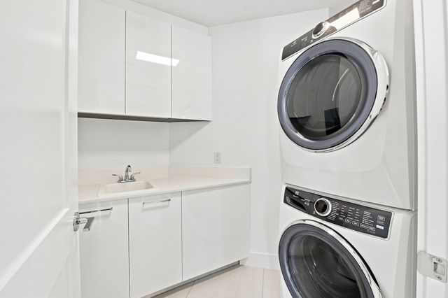 153 N Seabreeze Boulevard 2404, Fort Lauderdale, FL 33304