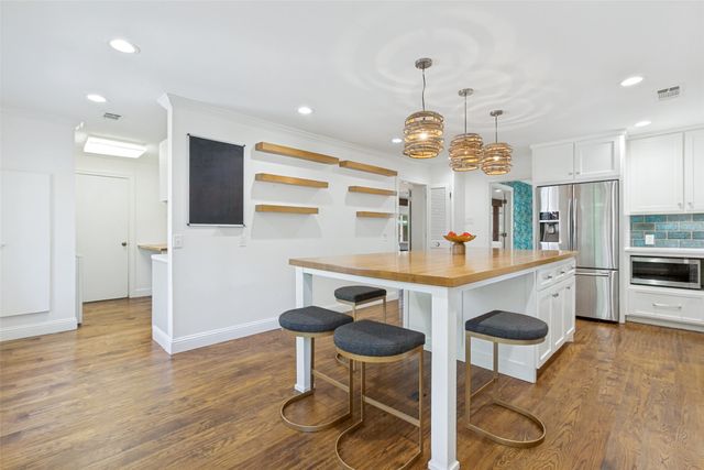 100 N Gentle Drive, Richardson, TX 75080