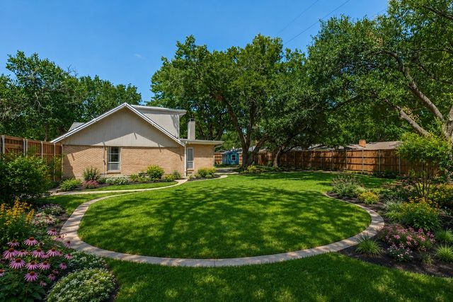 100 N Gentle Drive, Richardson, TX 75080