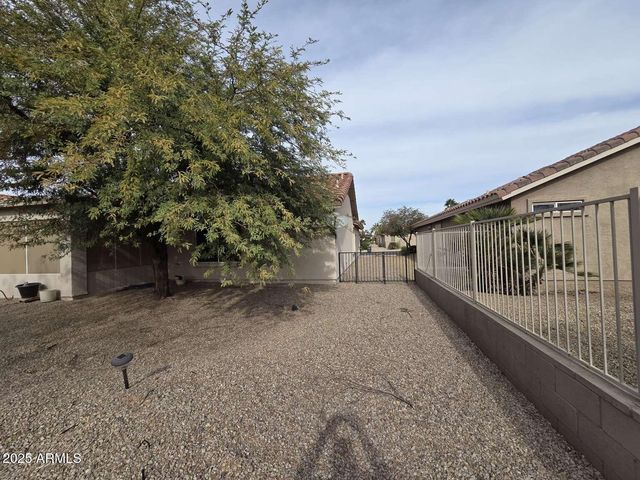 2379 E FIESTA Drive, Casa Grande, AZ 85194