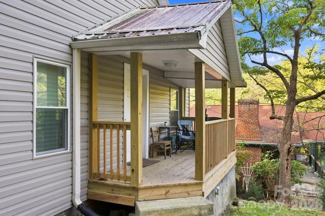 65 King Street, Asheville, NC 28804