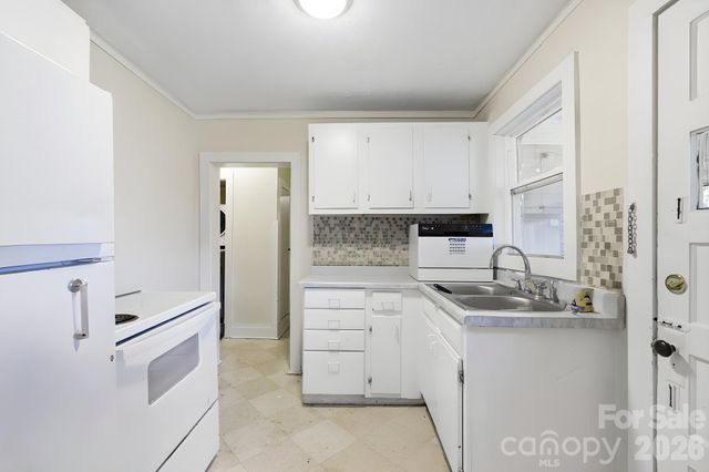 65 King Street, Asheville, NC 28804