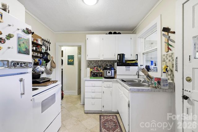 65 King Street, Asheville, NC 28804