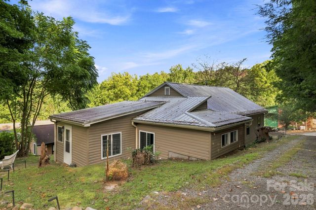 65 King Street, Asheville, NC 28804