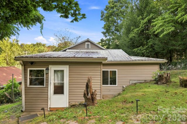 65 King Street, Asheville, NC 28804