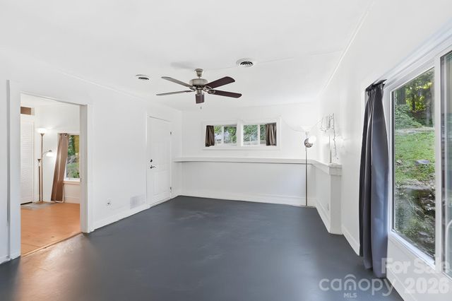 65 King Street, Asheville, NC 28804