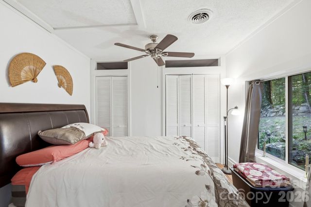 65 King Street, Asheville, NC 28804