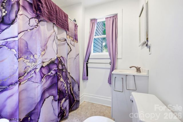 65 King Street, Asheville, NC 28804
